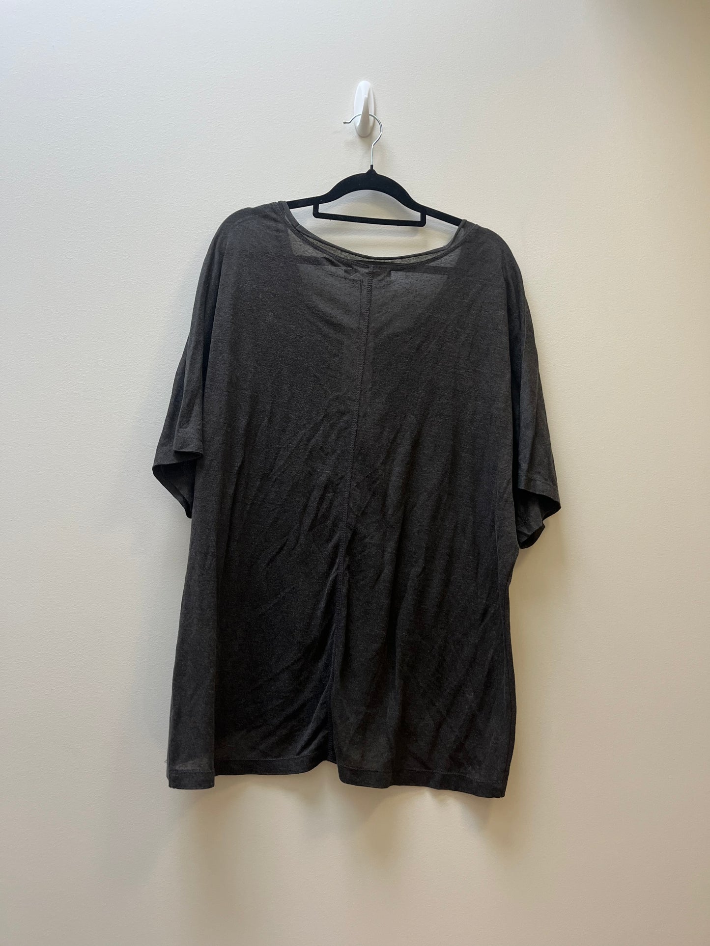 Adine&Co Top - Size M