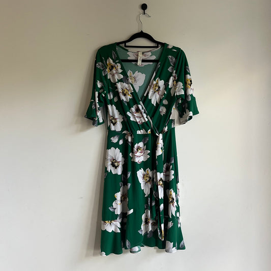 Halo&Hazard Dress - Size M