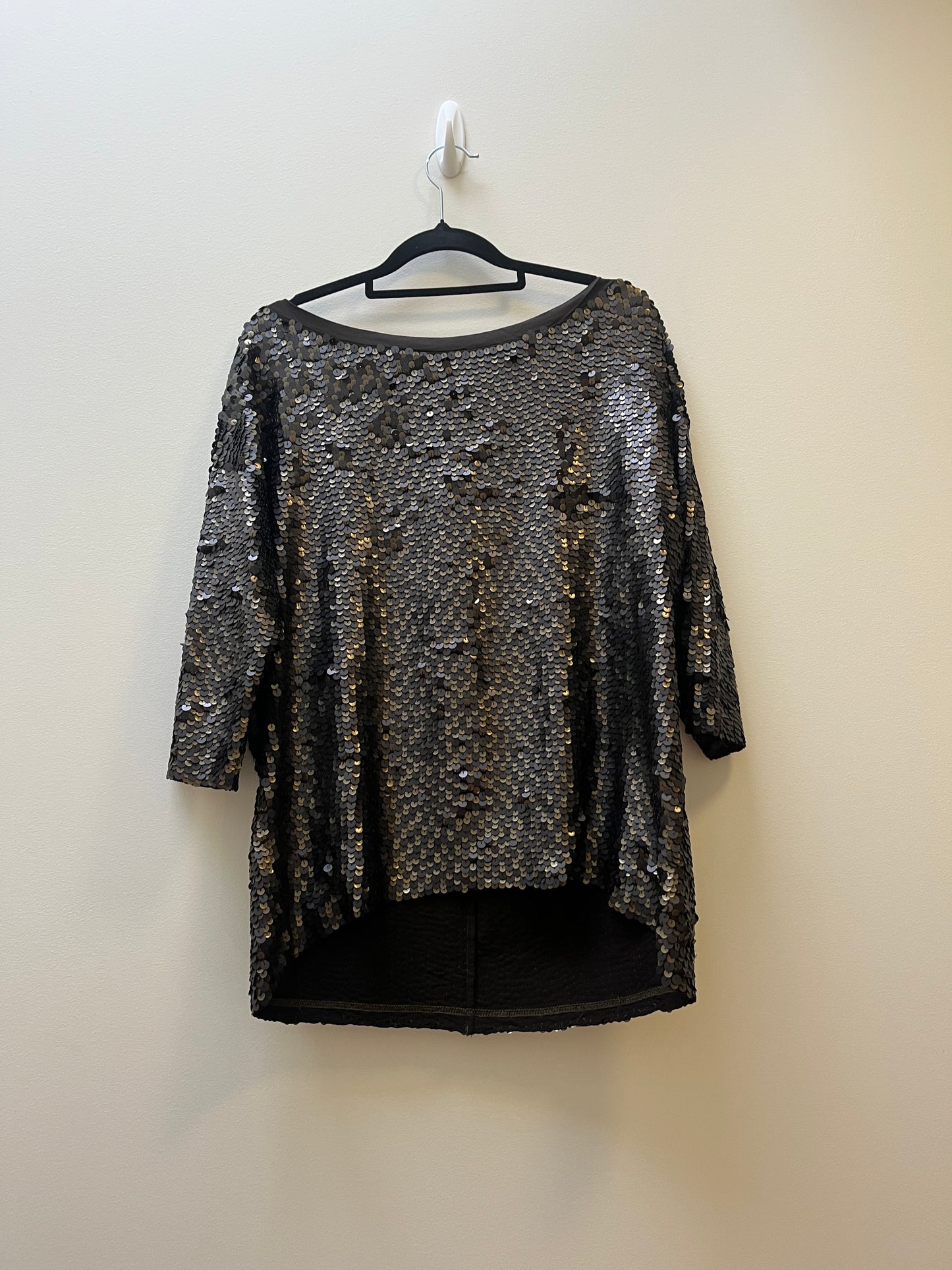 Adine&Co Top - Size M