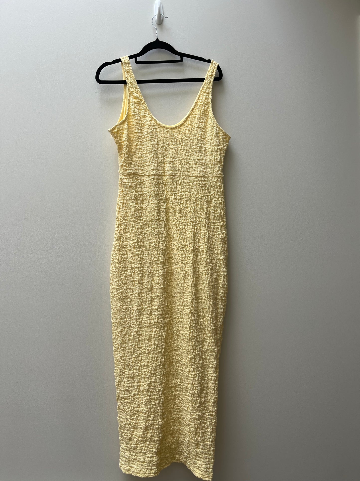 Showpo Dress - Size 14