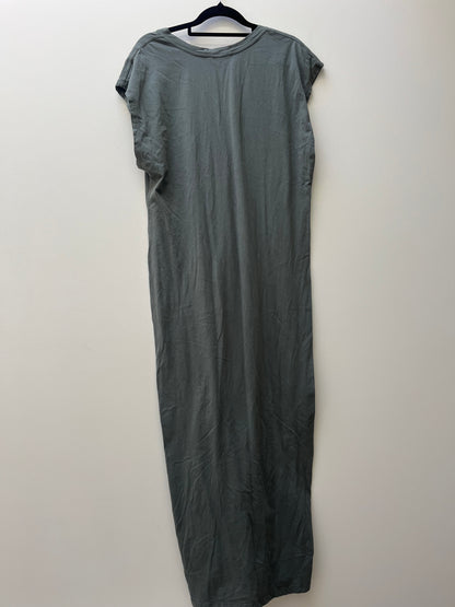 Max Dress - Size M