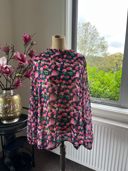 Blank Space Blouse - Size 20