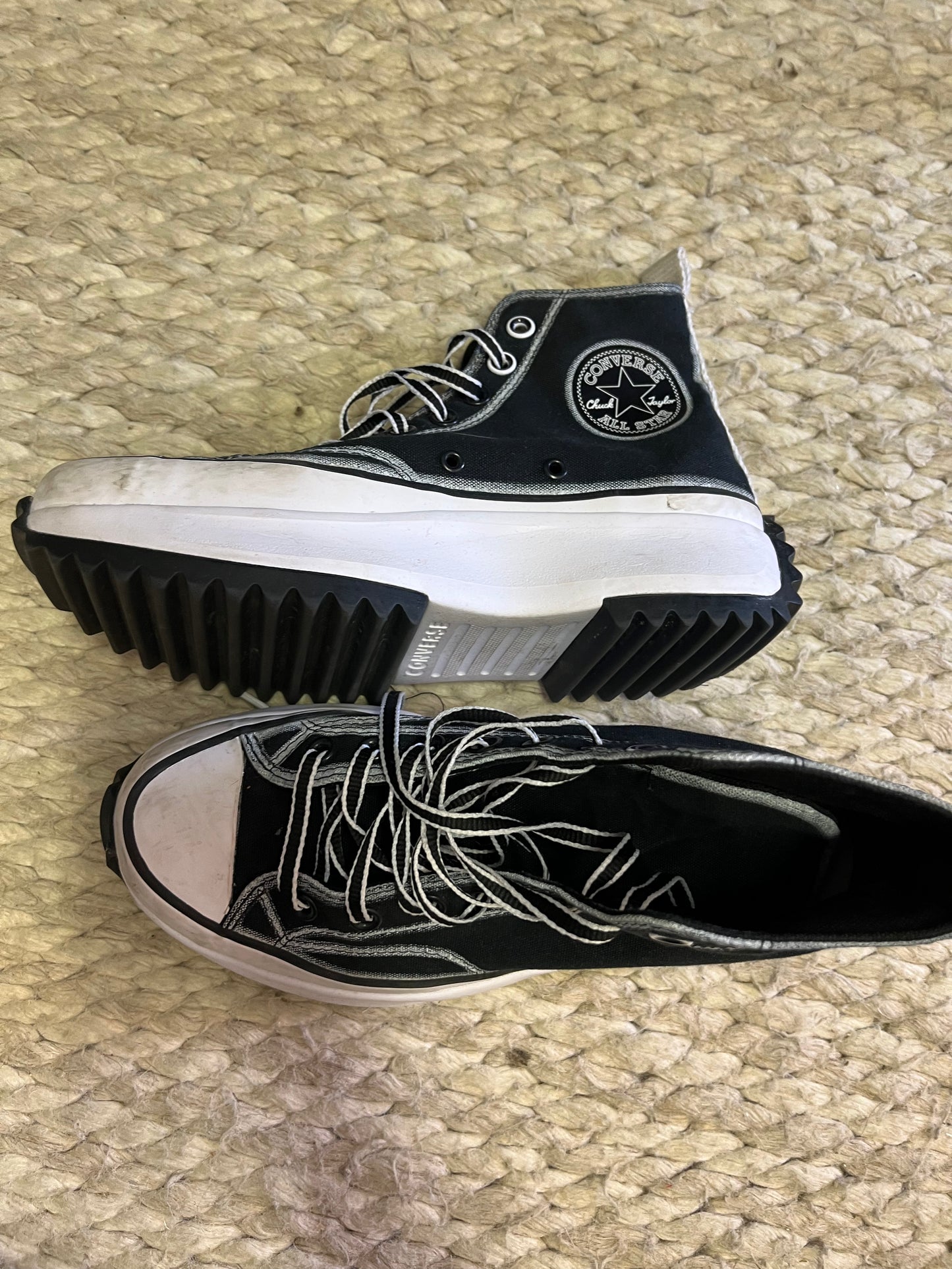 Converse Shoes - Size 40