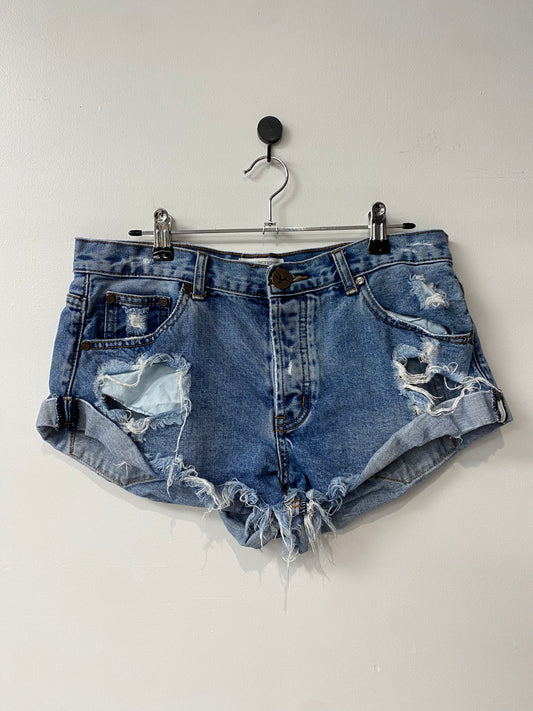 One Teaspoon Shorts - Size 28