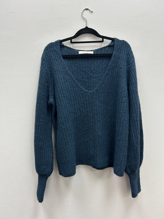 Gestuz Knit - Size S