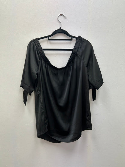 No Brand Silk Top - Size 10