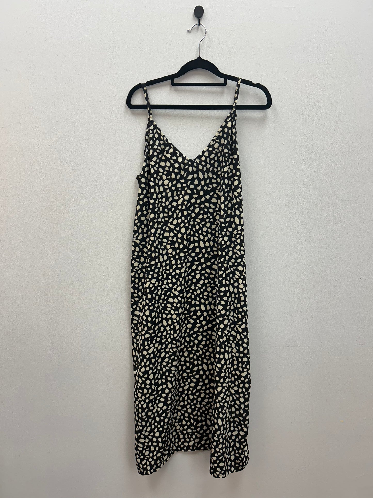 Harrie & Sam Dress - Size XL