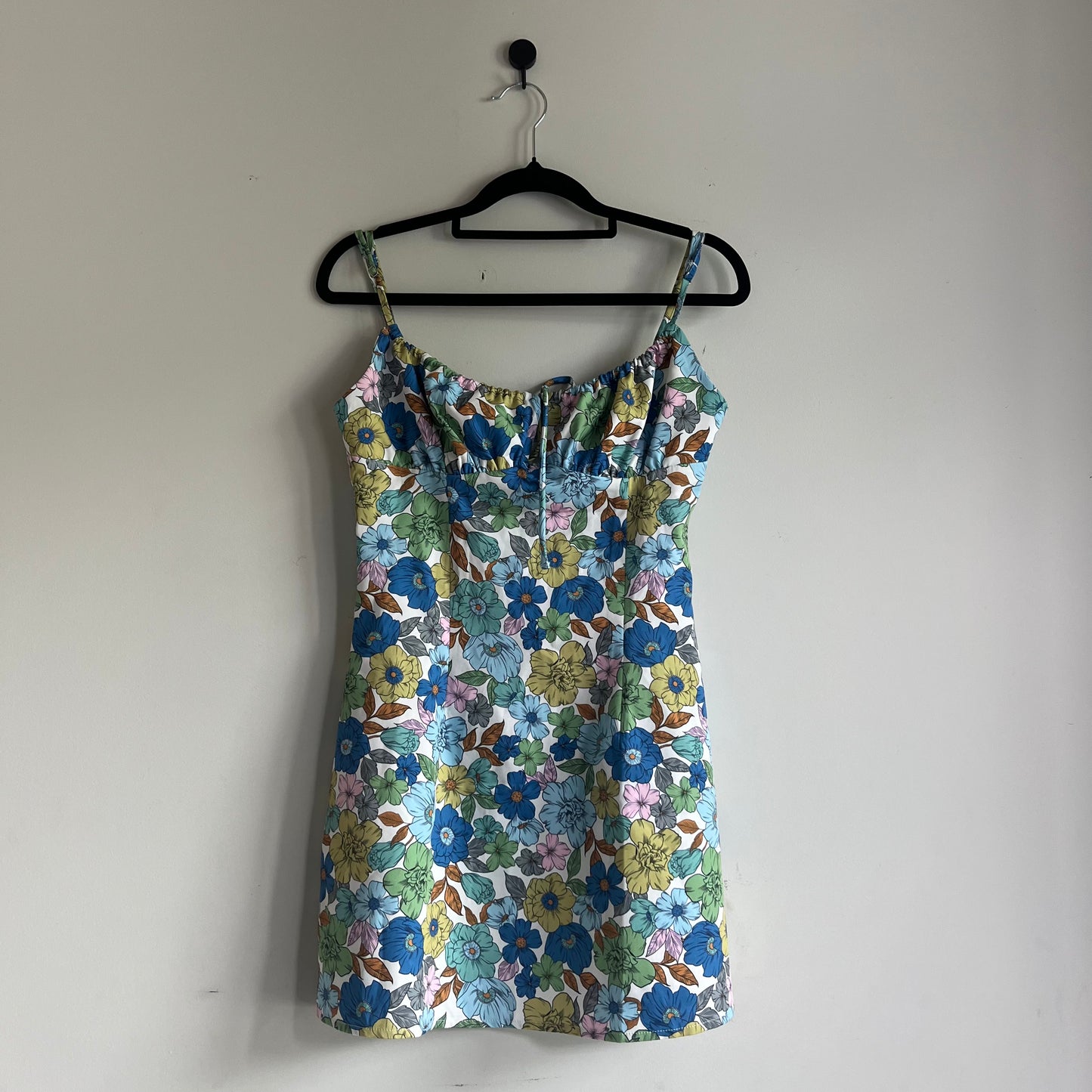 Beginning Boutique Dress - Size 8