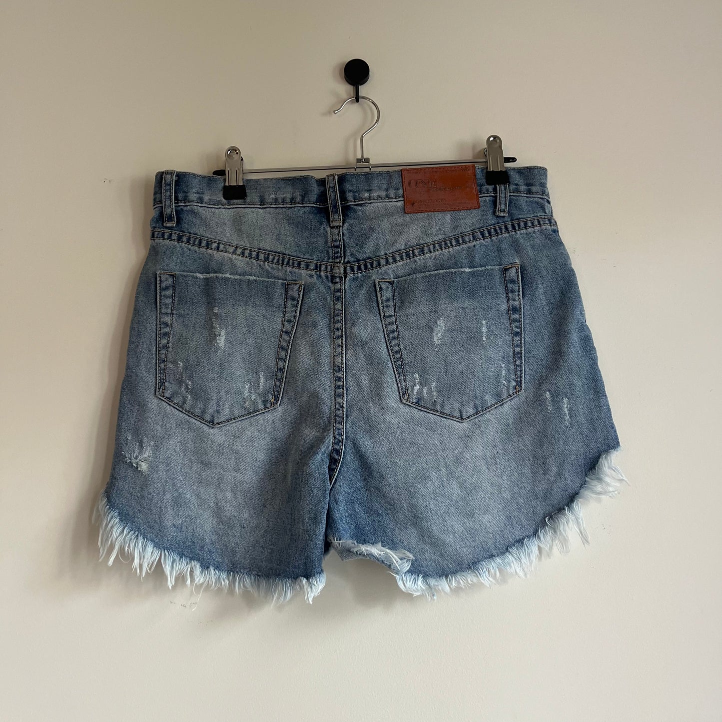 One Teaspoon Shorts - Size 28